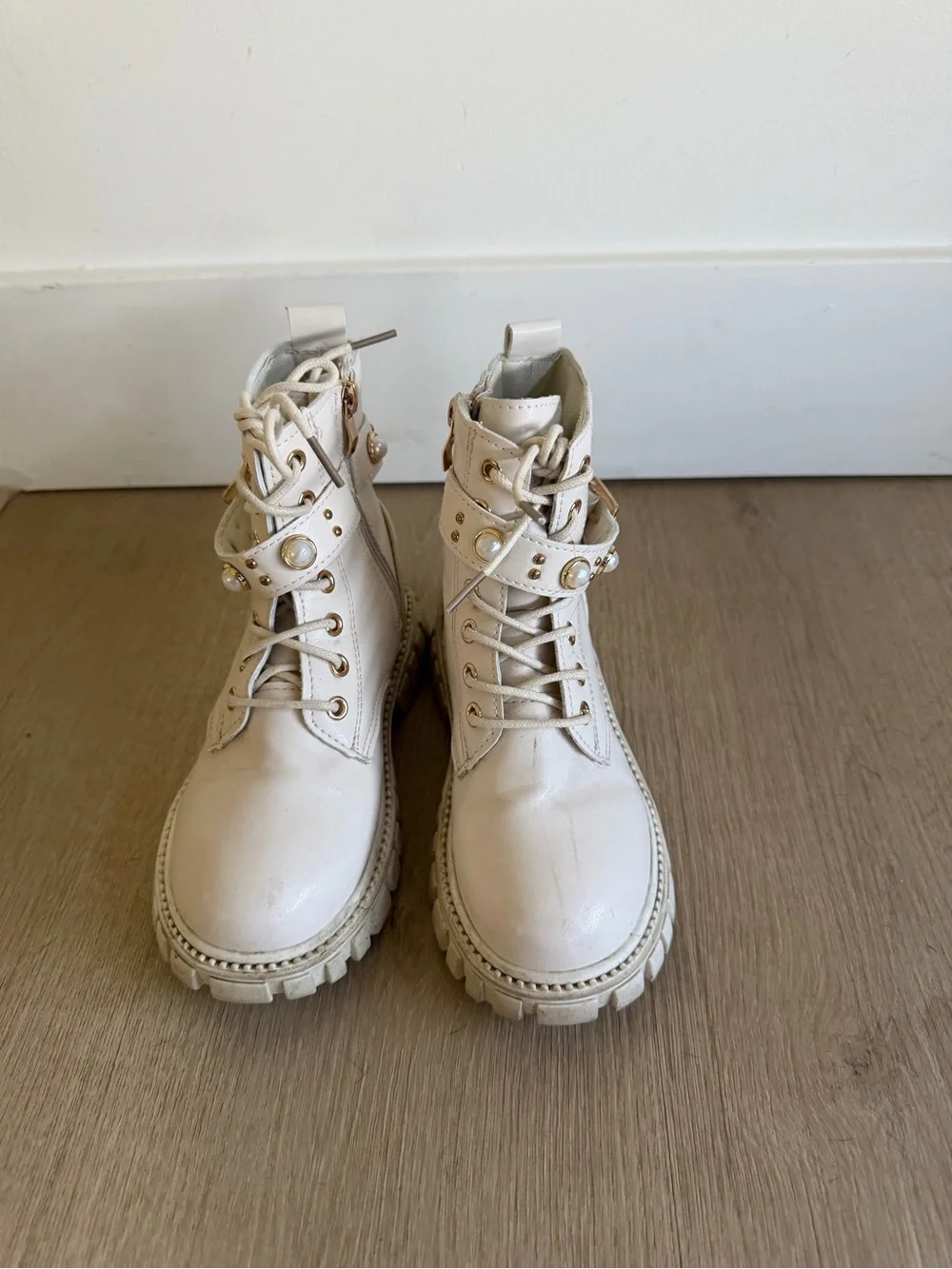 Kids Cream Lace-Up Combat Boots - Great for K pop demon hunter costume